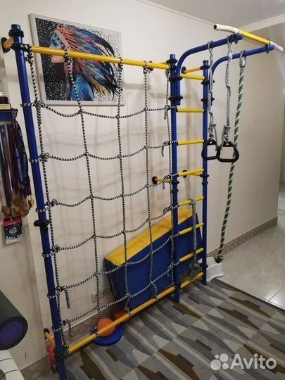 Шведская стенка (турник, кольца, канат, сетка)