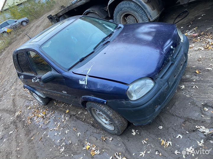 В разбор на запчасти opel corsa b