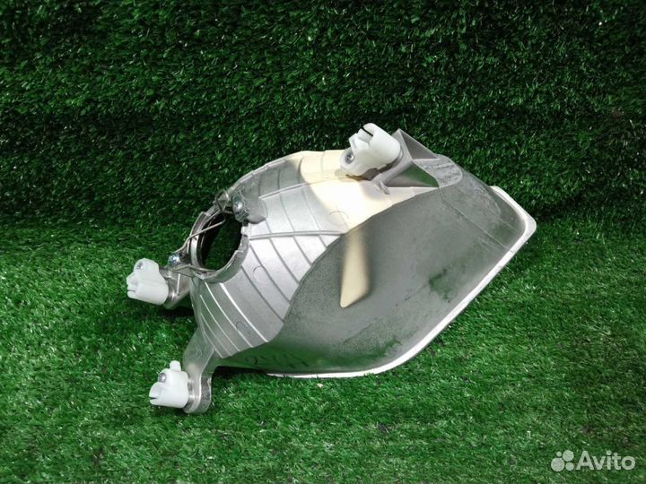 Отражатель фары Granta FL (18) L б/у