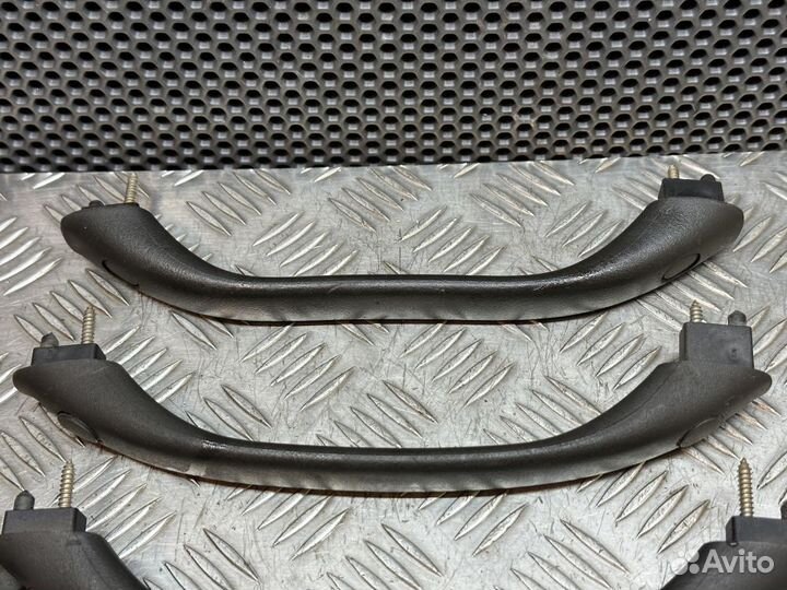 Ручка потолочная Mercedes-Benz W210