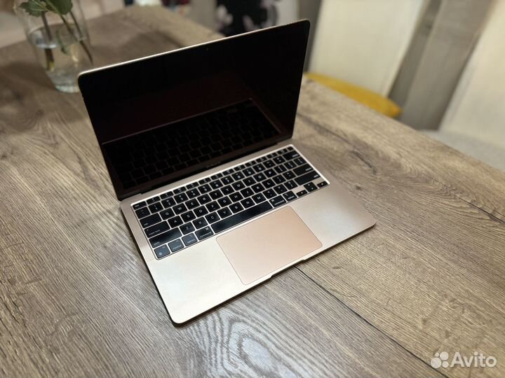 Apple MacBook air 13 2020 m1 8gb 256