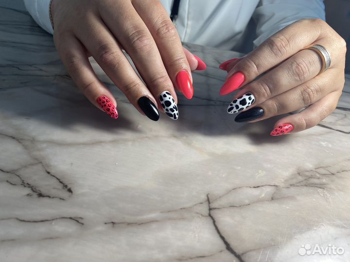 Маникюр,покрытие ногтей,наращивание,педикюр