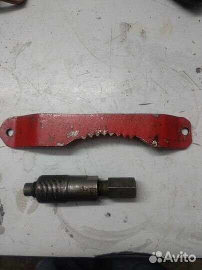 Приспособления для ремонт скутера