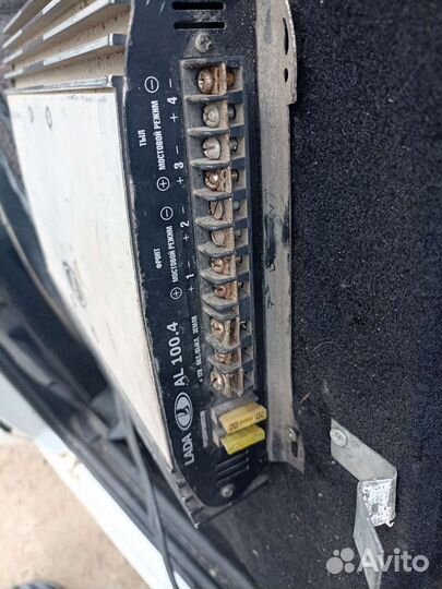 Сабвуфер с усилителем