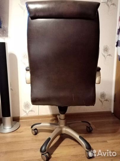 Кресло руководителя бу
