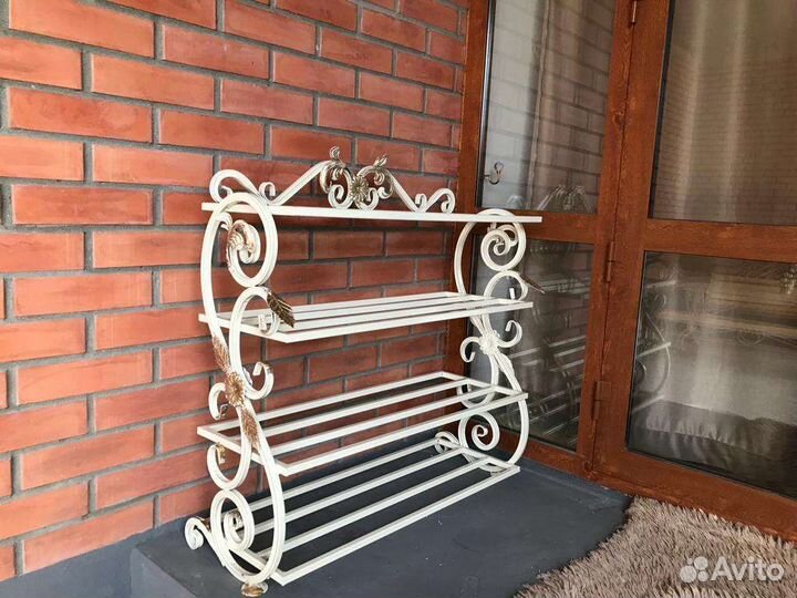 Кованые подставки для обуви