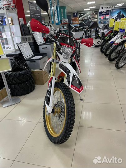 Мотоцикл эндуро Roliz Sport-007 c птс красный