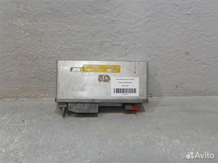 Блок электронный Mercedes Benz W123 1976-1985