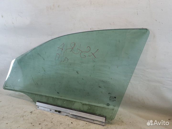 Стекло переднее правое Opel Astra H Z16XER 2008