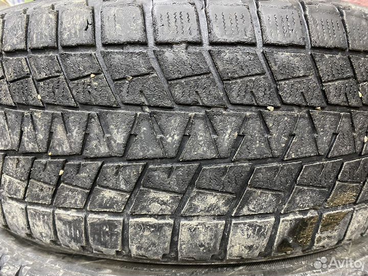 Bridgestone Blizzak DM-V1 225/60 R17 99Q