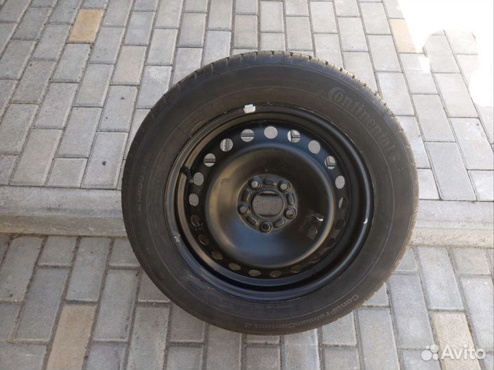 Continental ContiPremiumContact 2 215/55 R16 93H