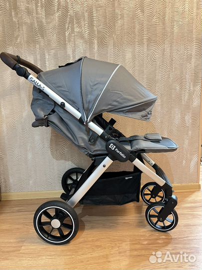 Коляска прогулочная