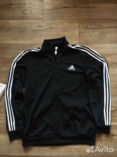 Спортивный костюм adidas essentials