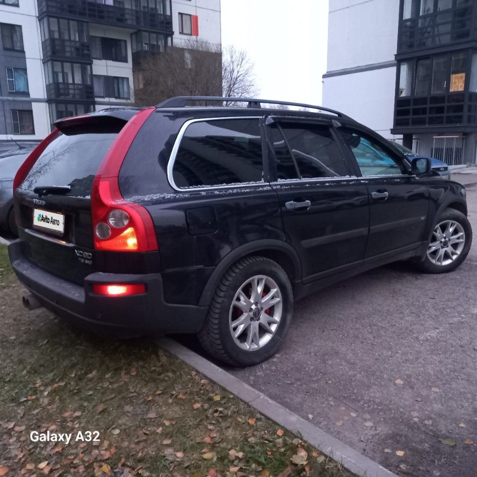 Volvo XC90: фото владельца