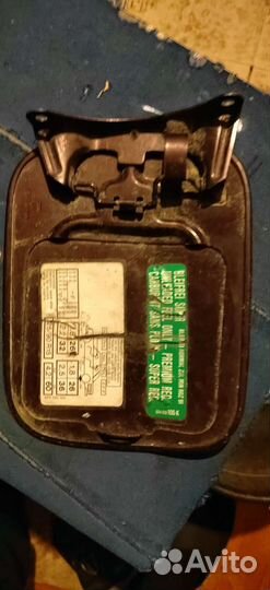 Лючок бензобака