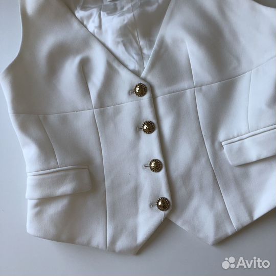 Жилетка жилет белая L новая lime