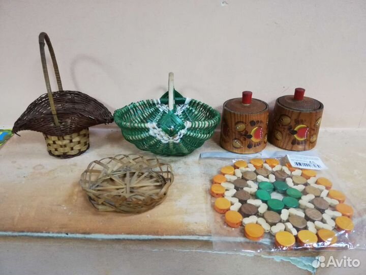 Для кухни вещи, корзинки плетеные