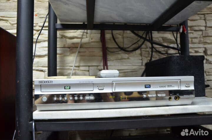 DVD/VHS-плеер samsung SV-DVD240P Hi-Fi комплект