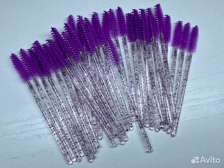 Щеточки для ресниц и бровей