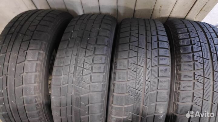 Yokohama Ice Guard IG50 215/60 R16 95Q