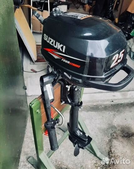 Лодочный мотор