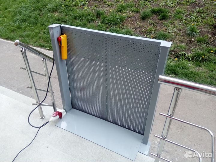 Вертикальный подъемник для инвалидов пту-001