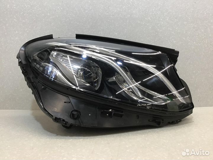 Фара правая Mercedes Benz W213 E-Klasse 2016