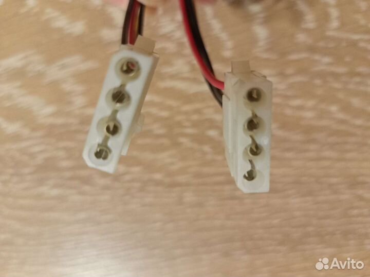 Кабель питания разветвитель Molex 1 на 2