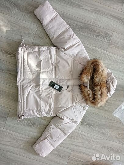 Пуховик женский новый 48