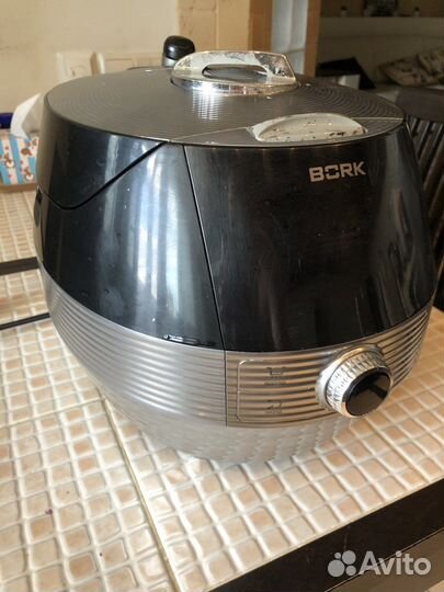 Мультиварка мультишеф Bork U803