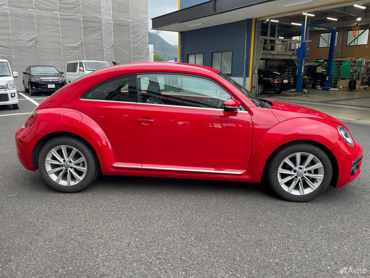 Продам Volkswagen Beetle A5 (2011—2019) 2019 бензин хэтчбек бу в в  Владивосток, цена 1600000 ₽