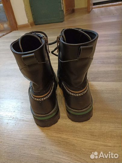 Ботинки женские