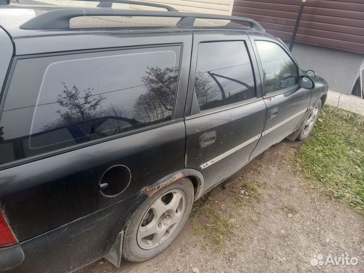 Opel Vectra 1.8 МТ, 1998, 382 000 км