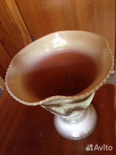 Вазон для цветов