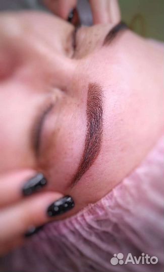 Перманентный макияж бровей, губ, межресничка