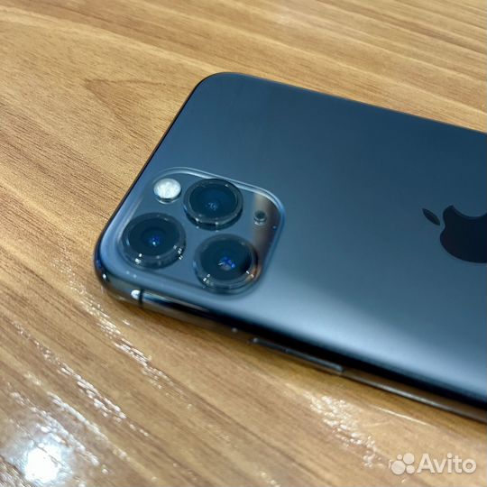 iPhone 11 Pro, 256 ГБ