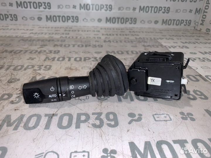 Переключатель поворотов Chevrolet Captiva 2.0 TD