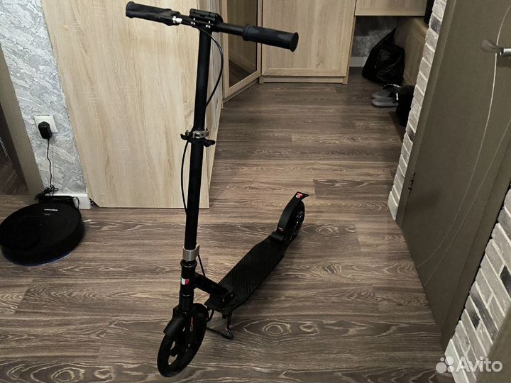 Самокат взрослый Roces