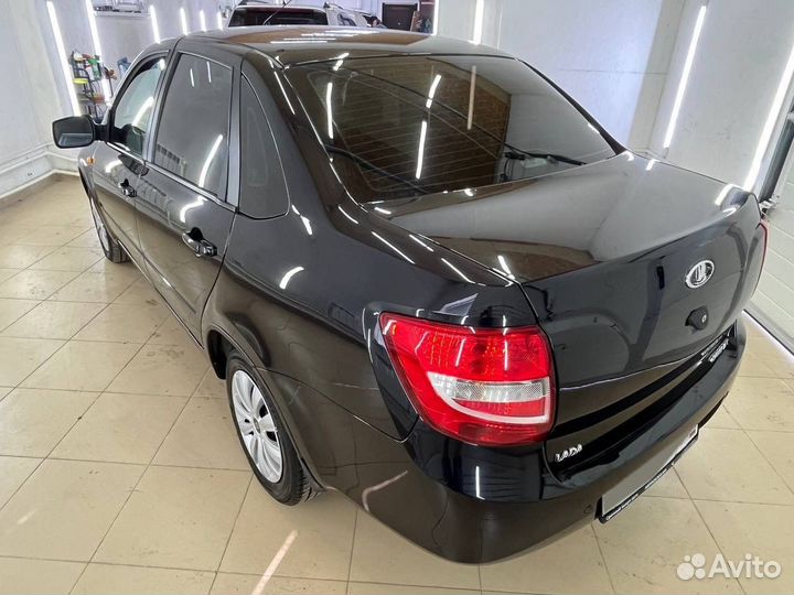 LADA Granta 1.6 МТ, 2014, 97 100 км