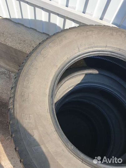 Bridgestone Ice Cruiser 7000 265/65 R17