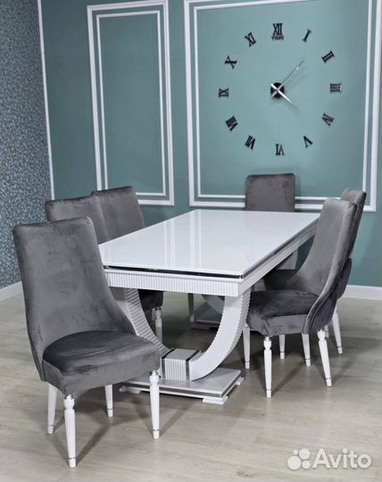 Столы и стулья новые