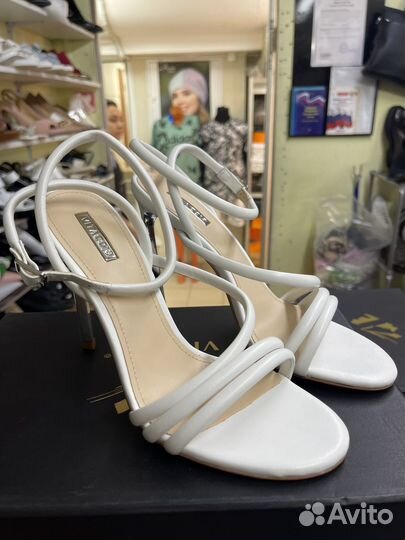 Босоножки женские 38 размер