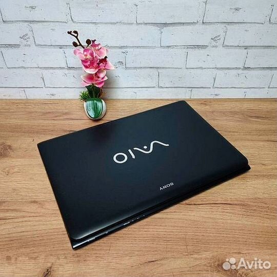 Мощный Огромный Premium Sony Vaio i5 SSD 8GB