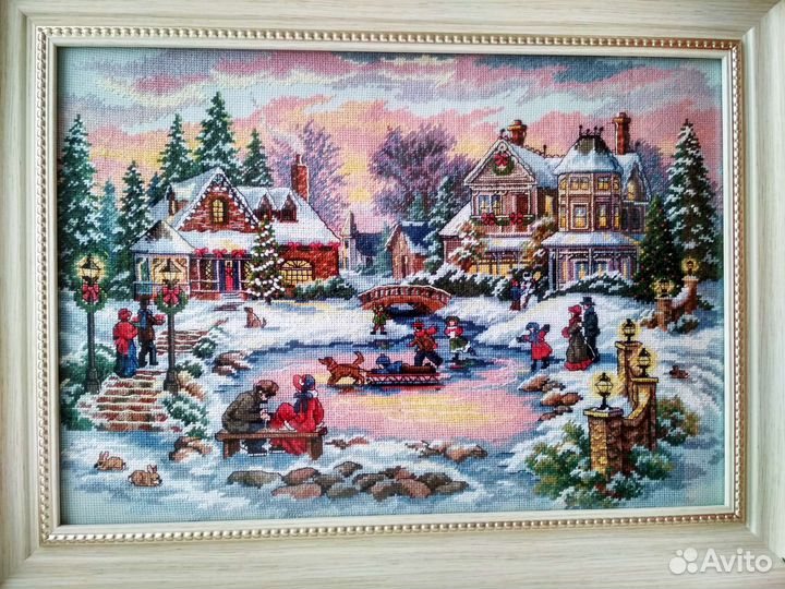 Картина, вышитая крестиком