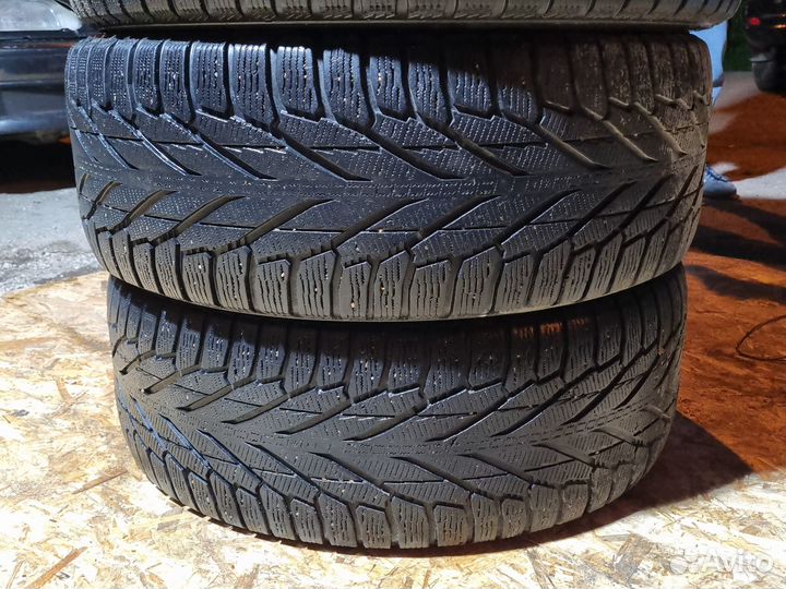 Nokian Tyres Hakkapeliitta R2 SUV 285/60 R18 116R
