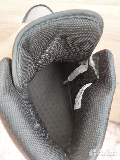 Ботинки осенние