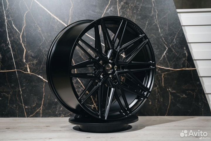 Кованные диски R22 Audi S6