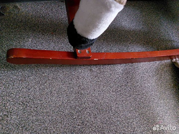 Лошадь качалка