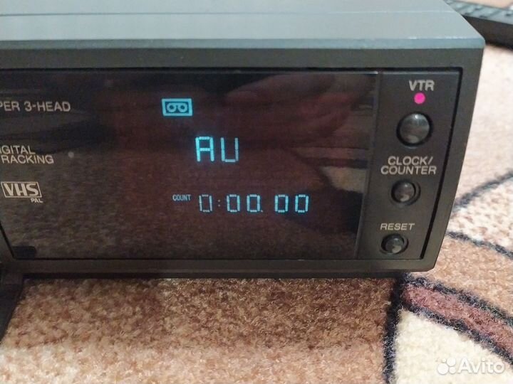 Видеомагнитофон panasonic