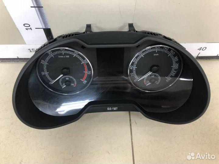 Б/У Панель приборов 5E0920780F VAG